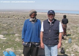 Con un pastore nomade in TURKMENISTAN